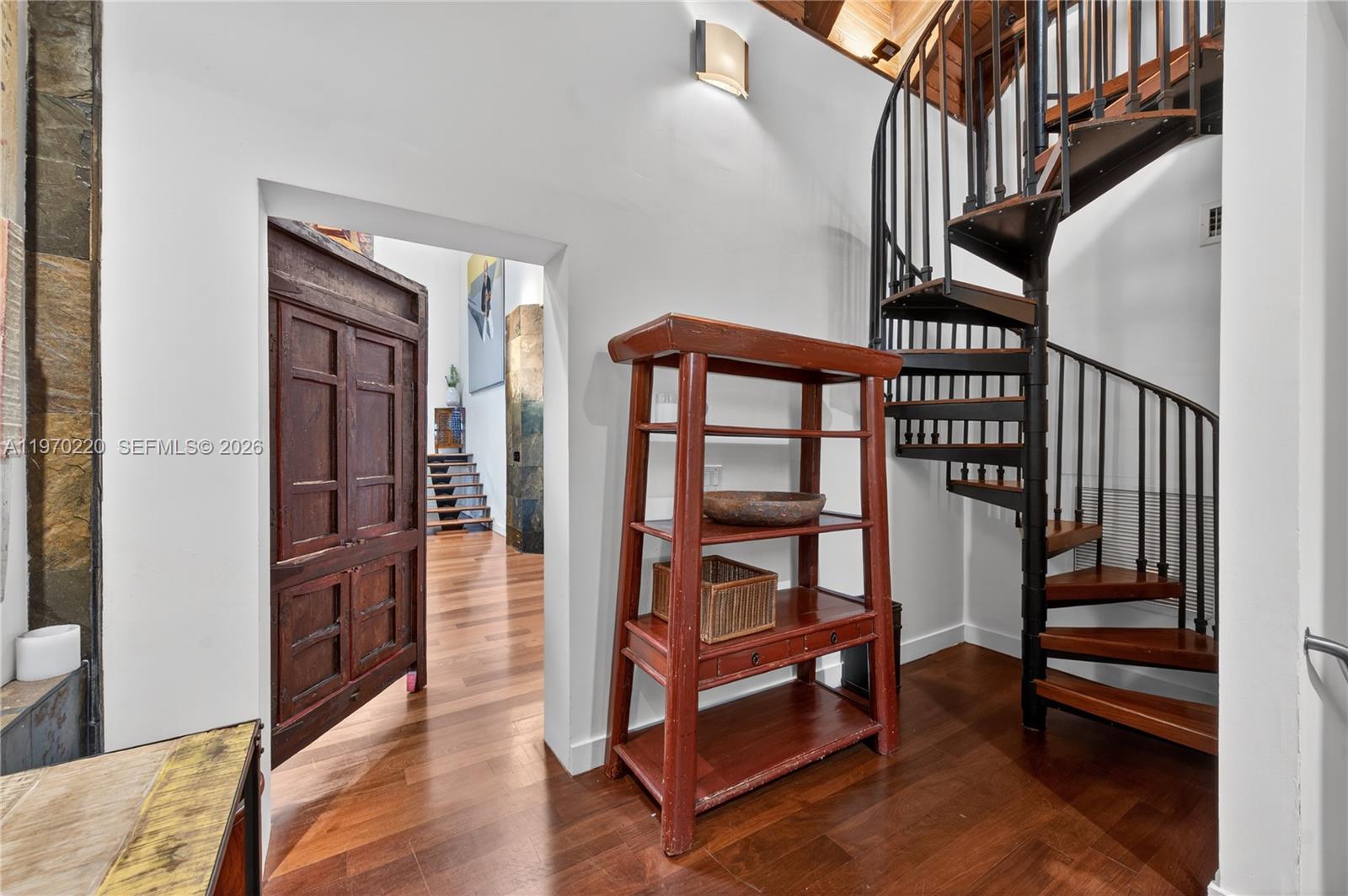 14 W San Marino Dr, Miami Beach FL 33139