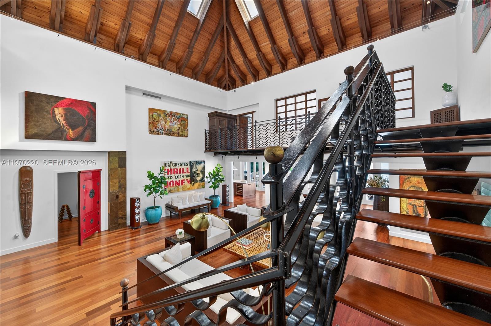 14 W San Marino Dr, Miami Beach FL 33139