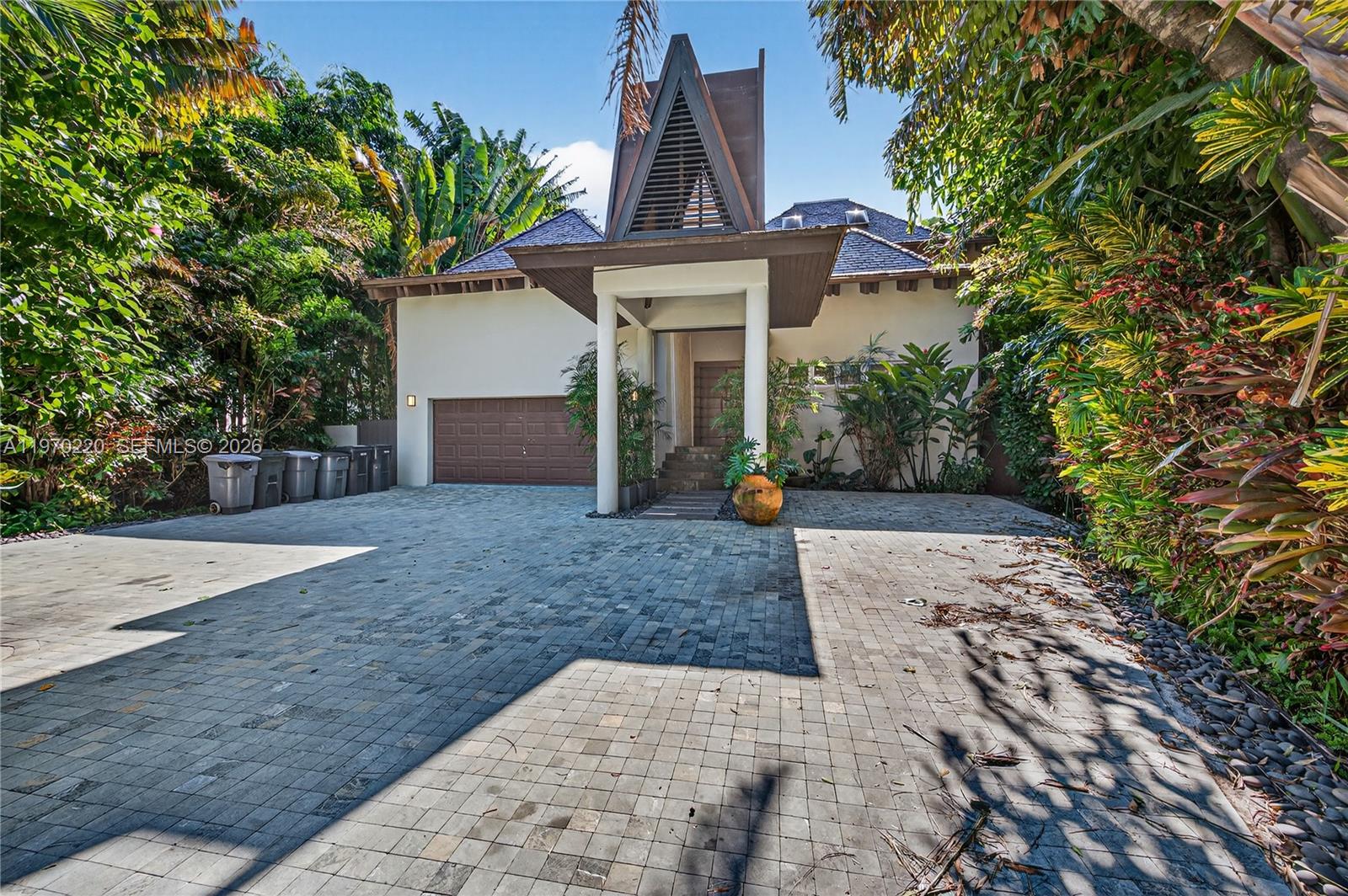 14 W San Marino Dr, Miami Beach FL 33139