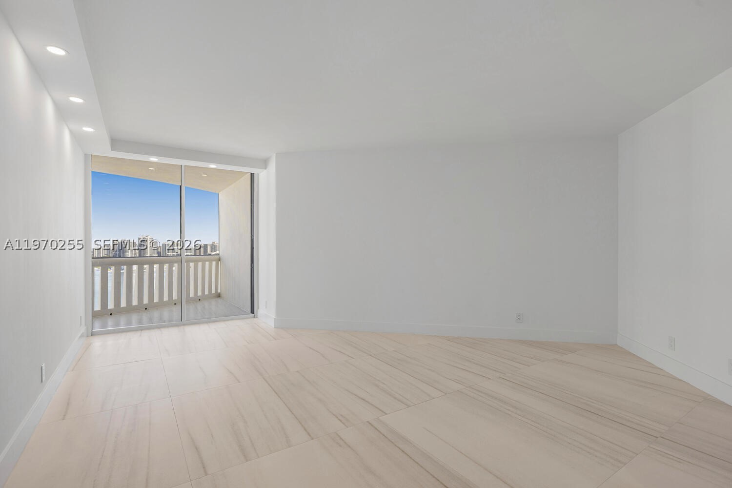 3000 Island Blvd #2504, Aventura FL 33160