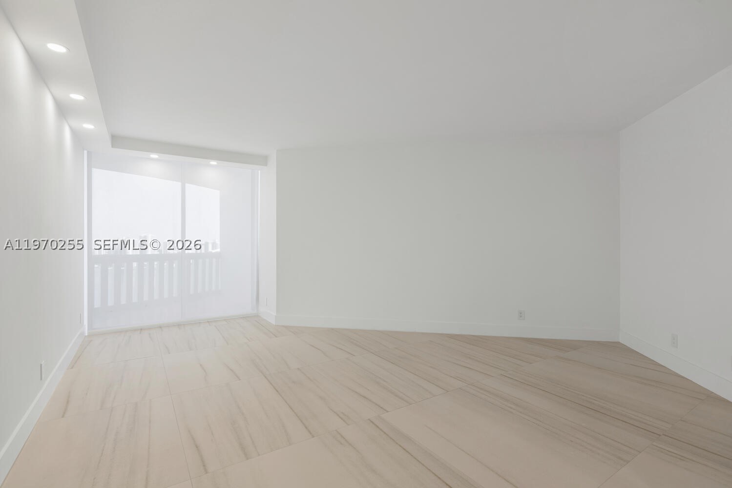 3000 Island Blvd #2504, Aventura FL 33160