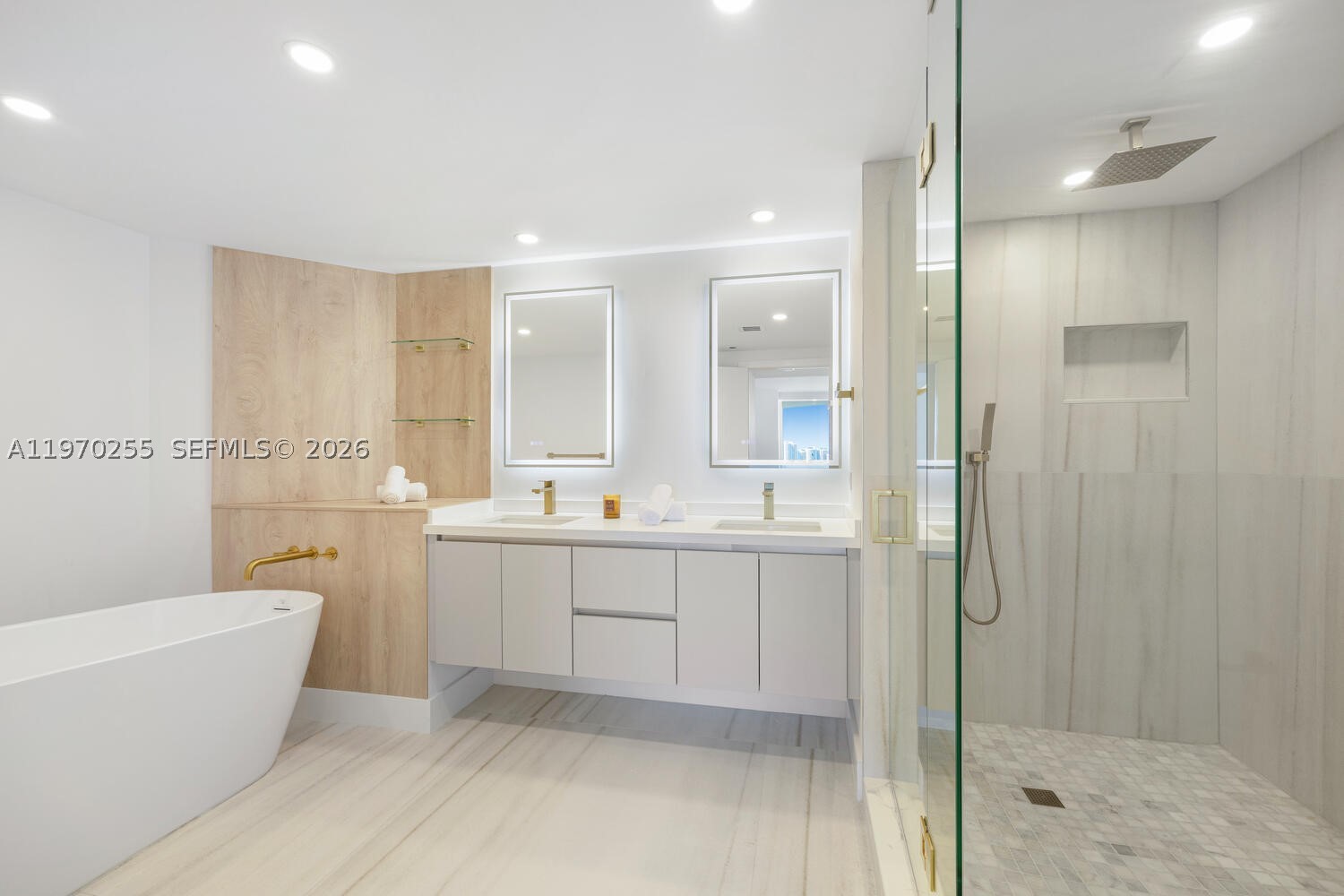 3000 Island Blvd #2504, Aventura FL 33160