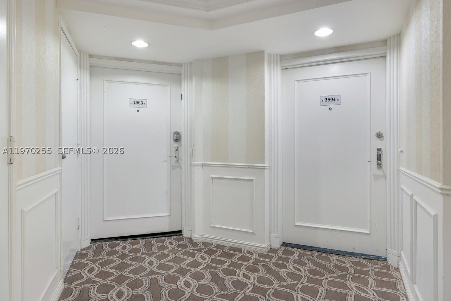 3000 Island Blvd #2504, Aventura FL 33160