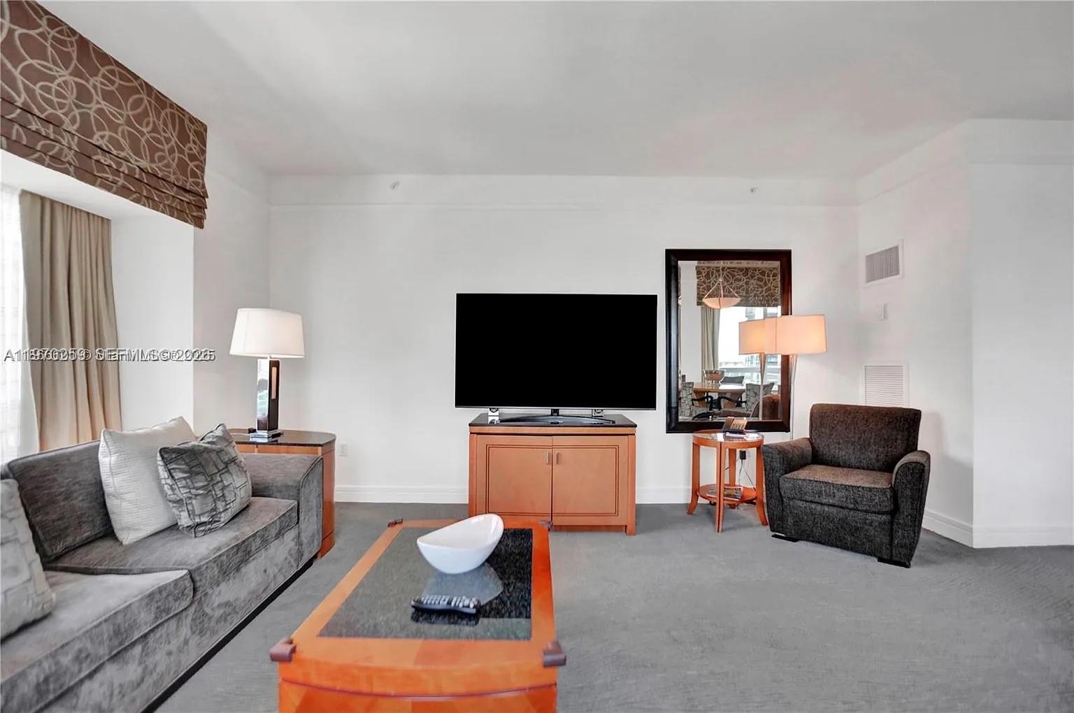 1435 Brickell Ave #3212, Miami FL 33131
