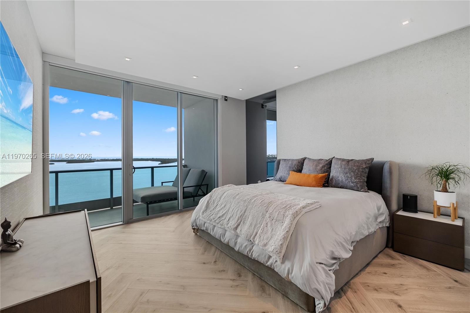 1331 Brickell Bay Dr #2903, Miami FL 33131