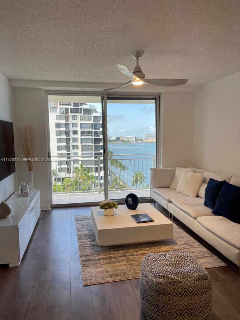 770 Claughton Island Dr #1013, Miami FL 33131