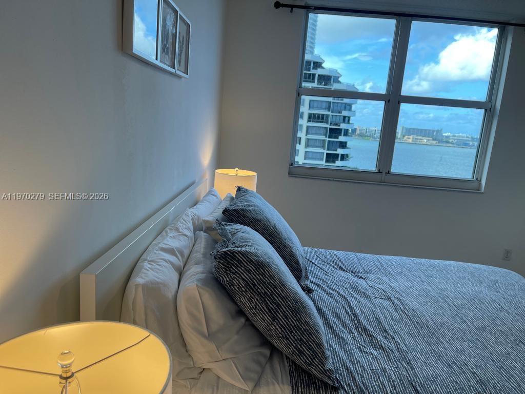 770 Claughton Island Dr #1013, Miami FL 33131