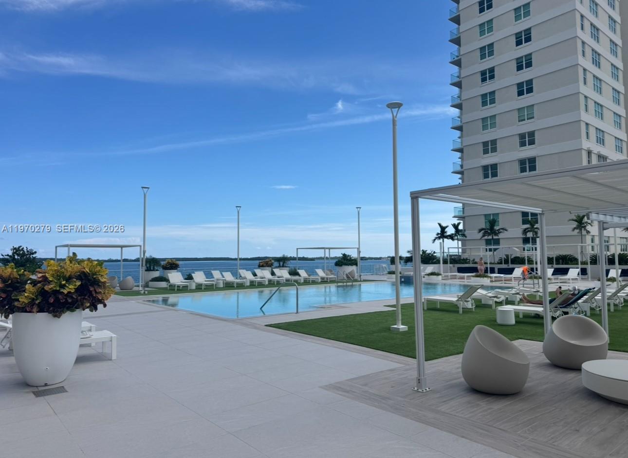 770 Claughton Island Dr #1013, Miami FL 33131