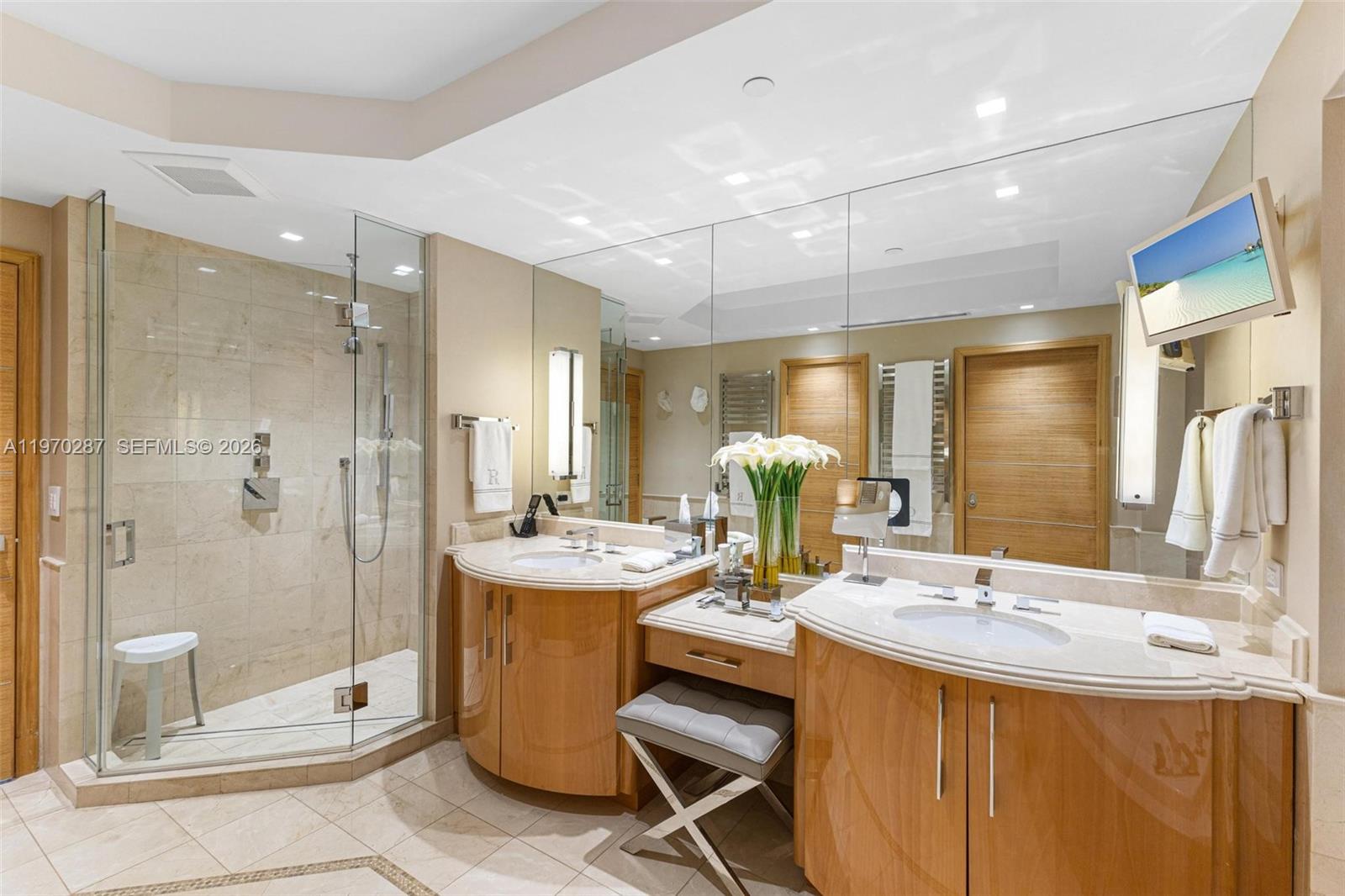 17875 Collins Ave #2402, Sunny Isles Beach FL 33160