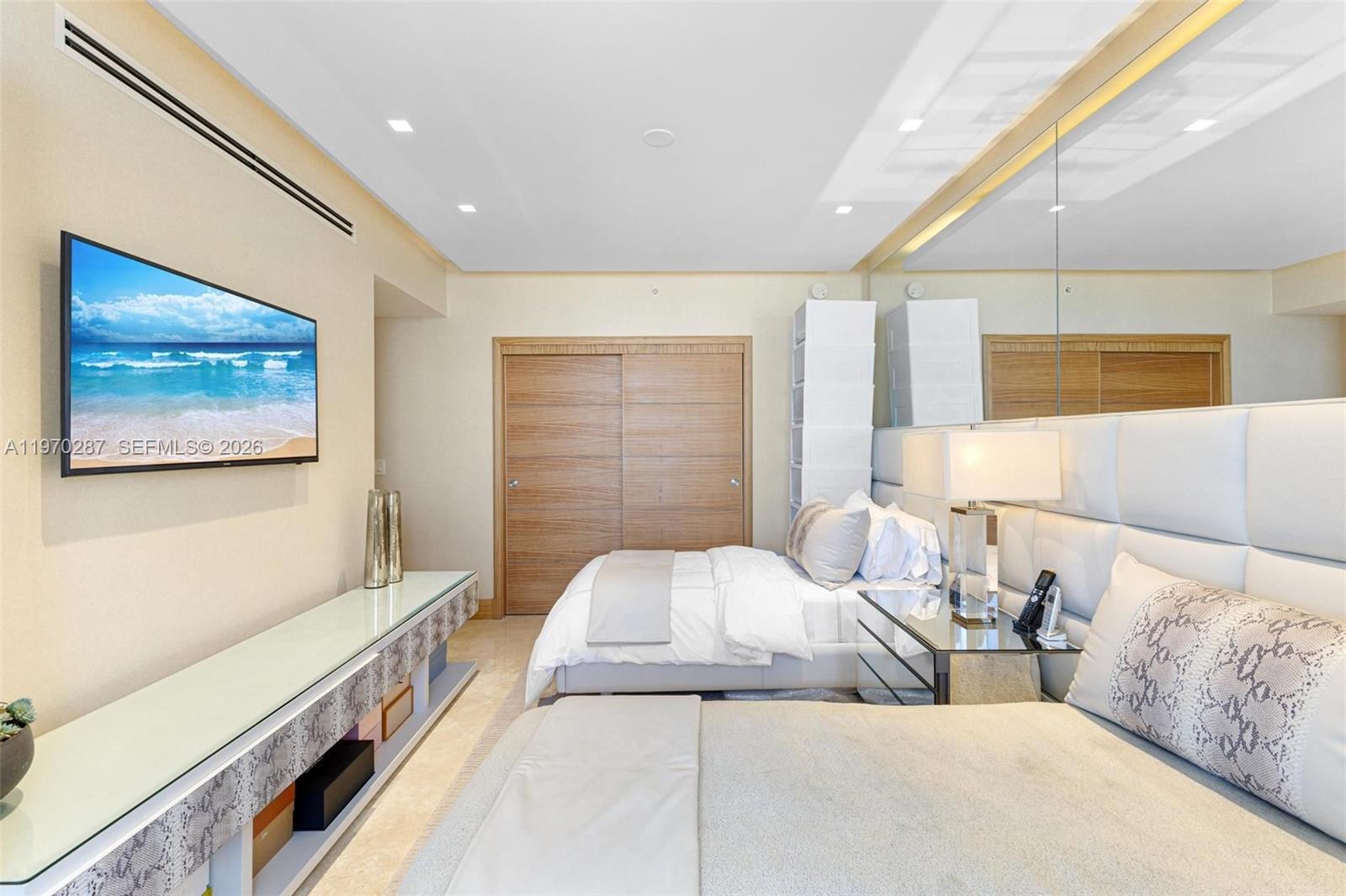 17875 Collins Ave #2402, Sunny Isles Beach FL 33160