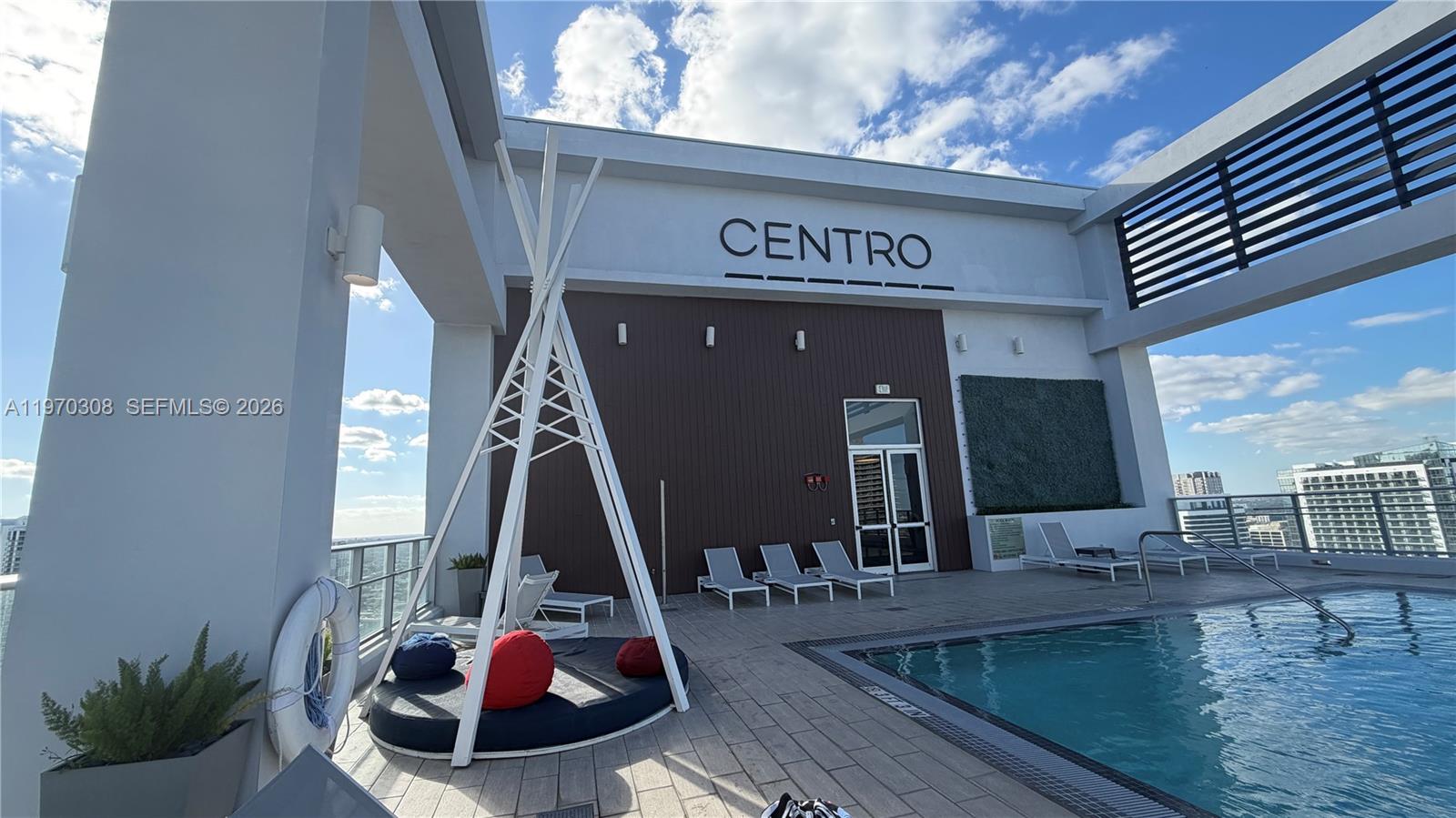 151 SE 1st St #1809, Miami FL 33131