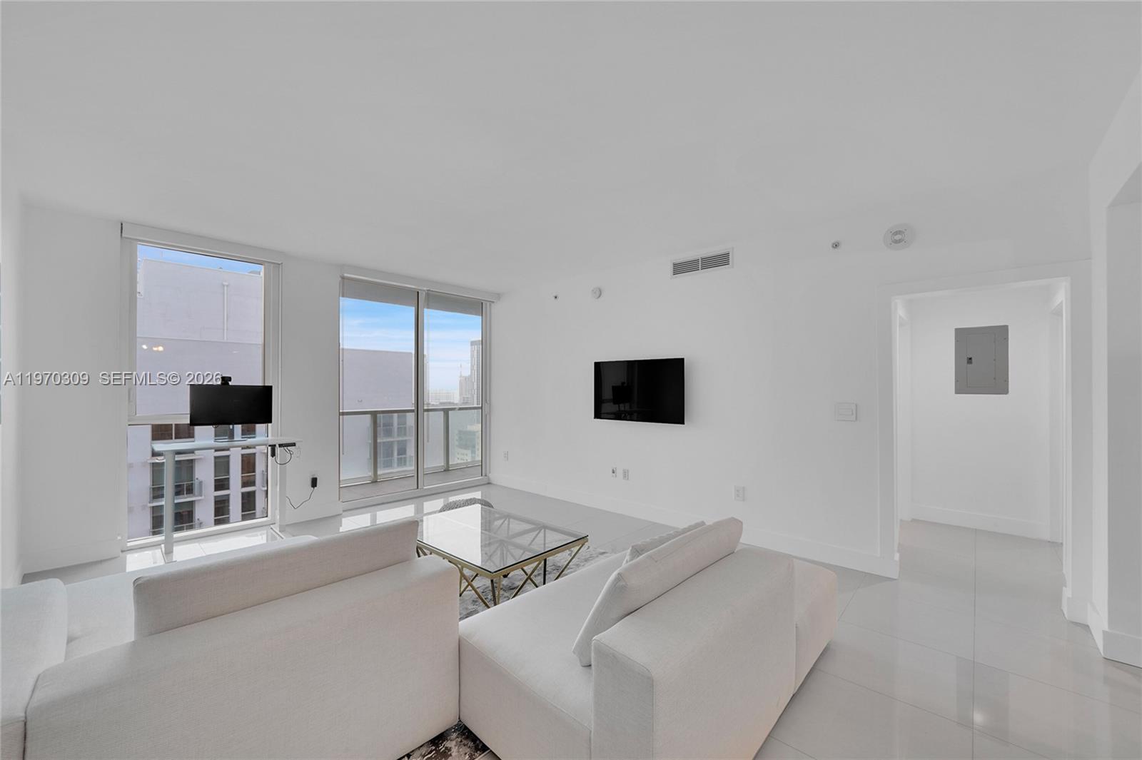 253 NE 2nd St #3106, Miami FL 33132