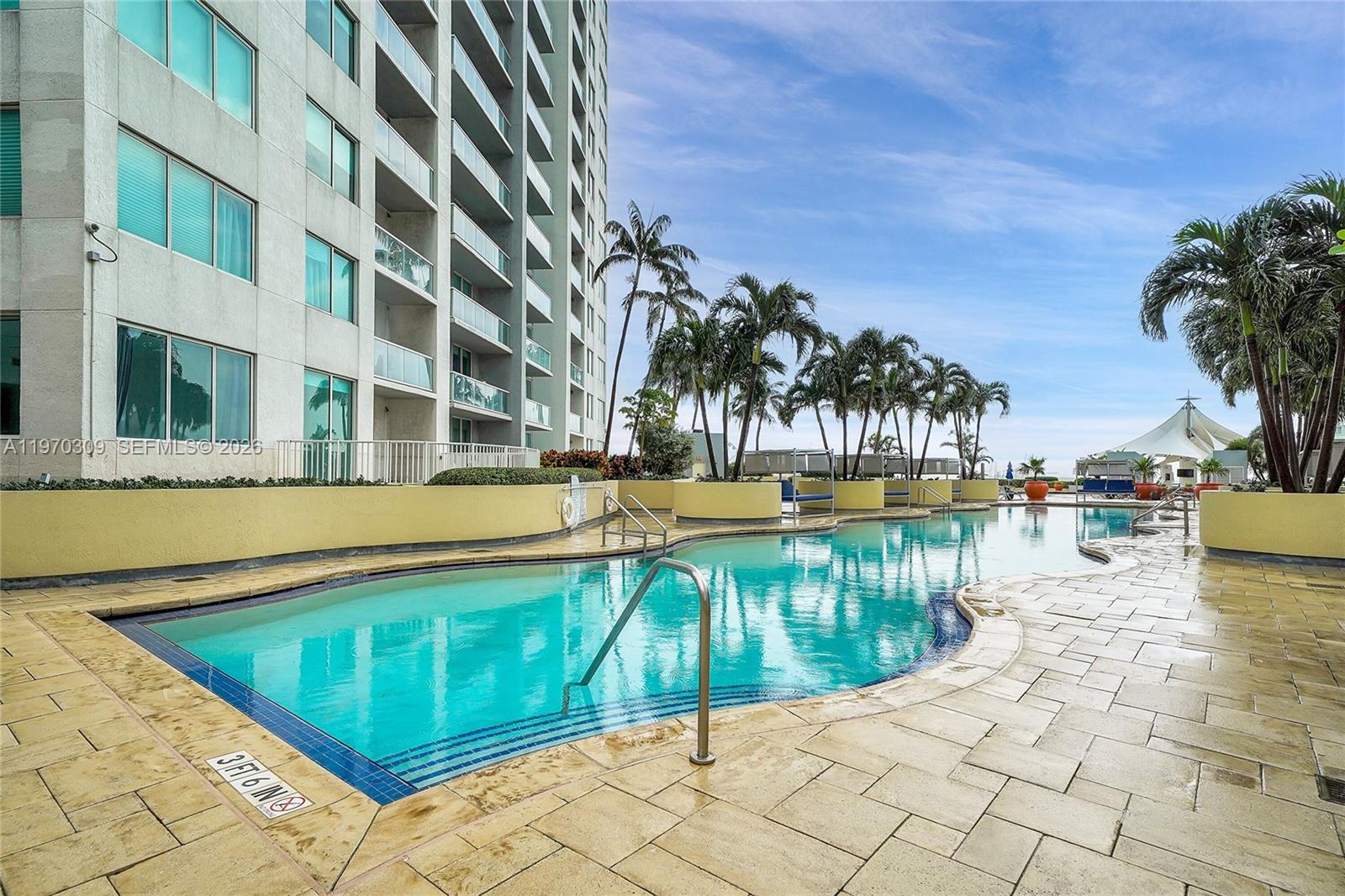 253 NE 2nd St #3106, Miami FL 33132