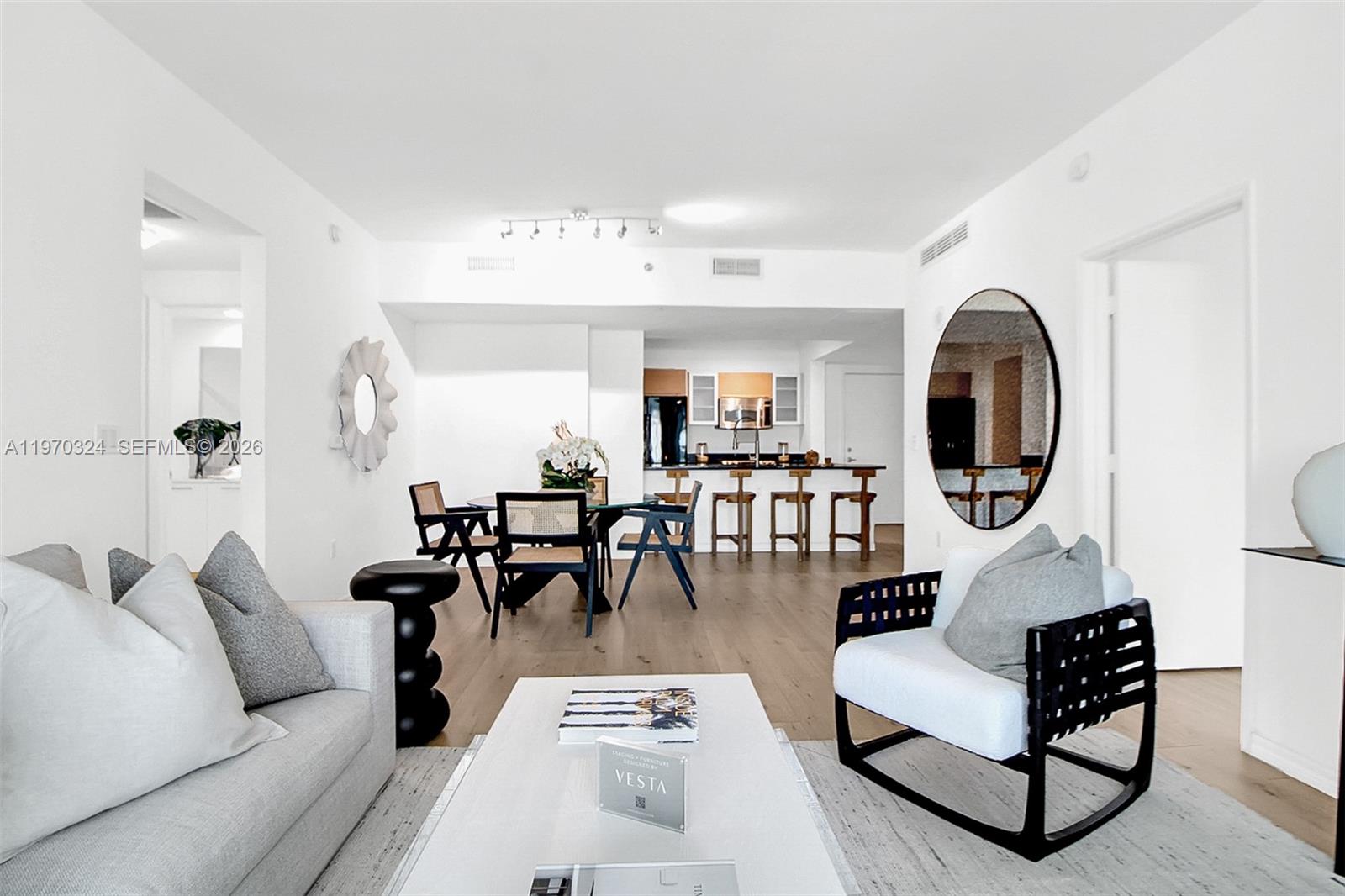 951 Brickell Ave #505, Miami FL 33131