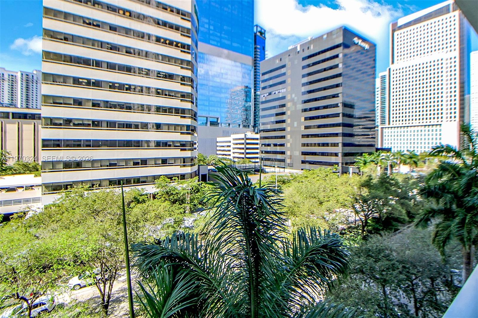 951 Brickell Ave #505, Miami FL 33131