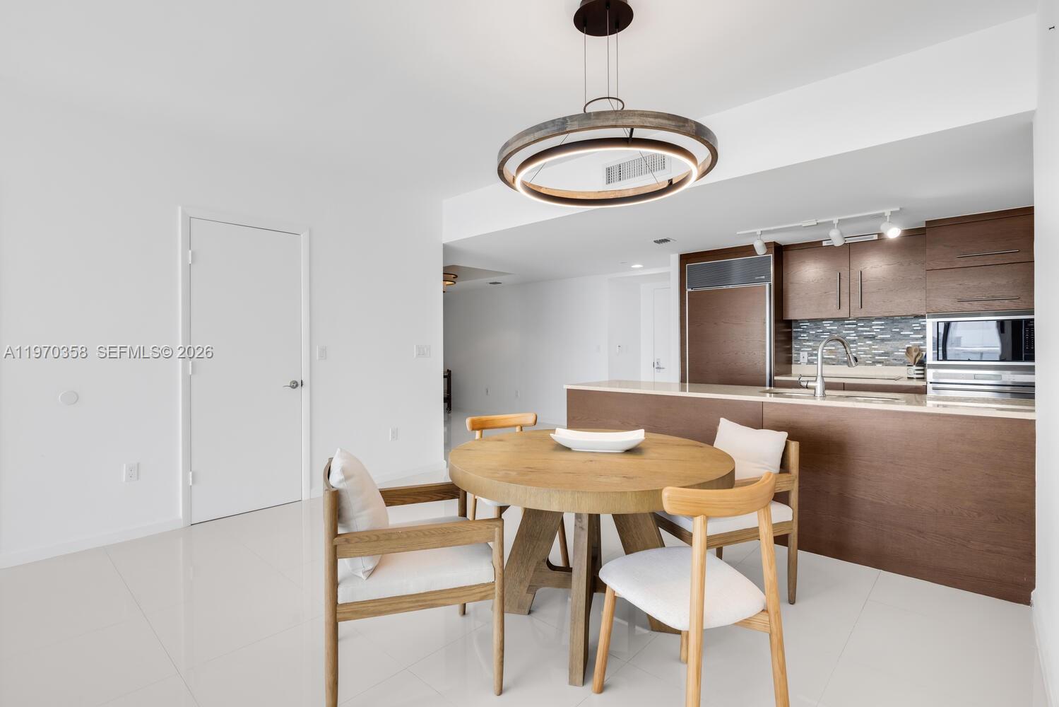 465 Brickell Ave #2705, Miami FL 33131