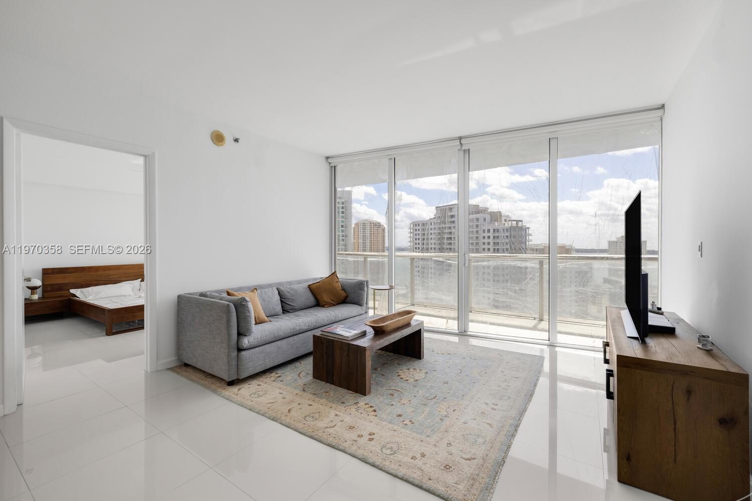 465 Brickell Ave #2705, Miami FL 33131
