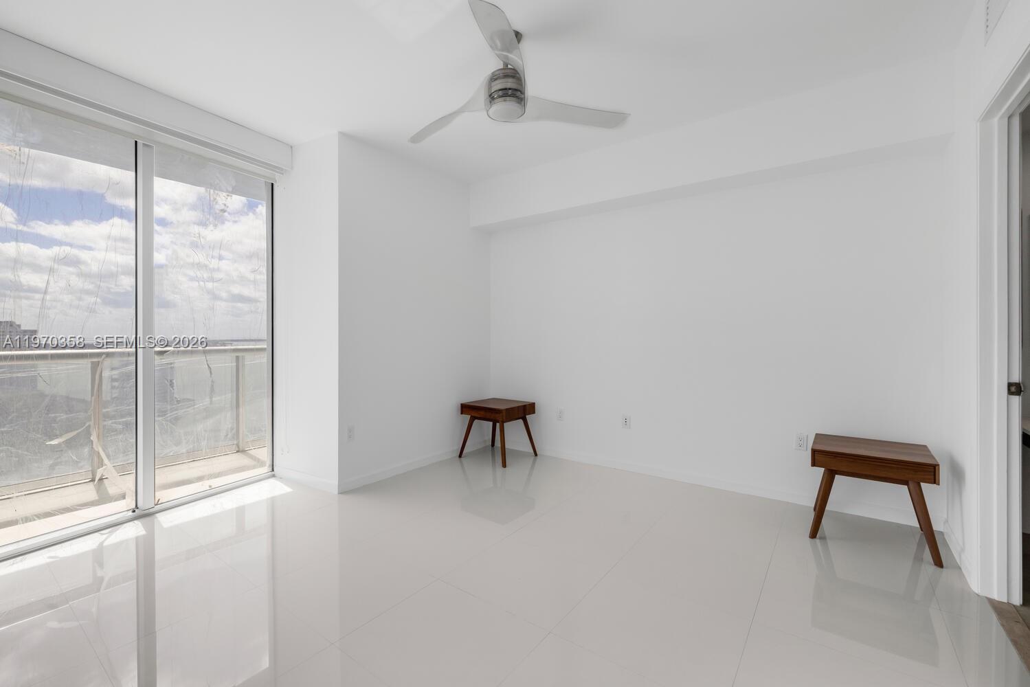 465 Brickell Ave #2705, Miami FL 33131
