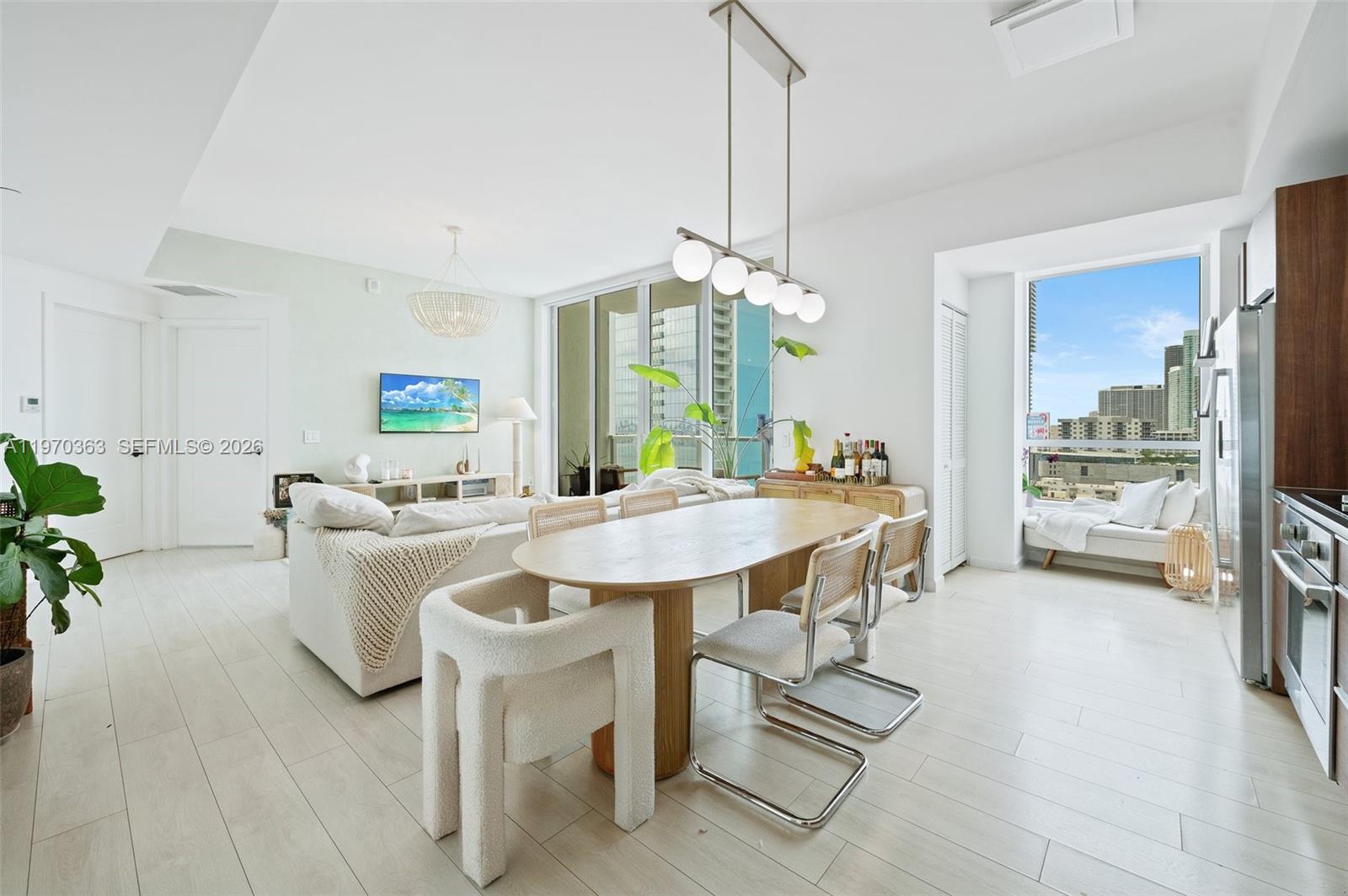 601 NE 27th St #1604, Miami FL 33137
