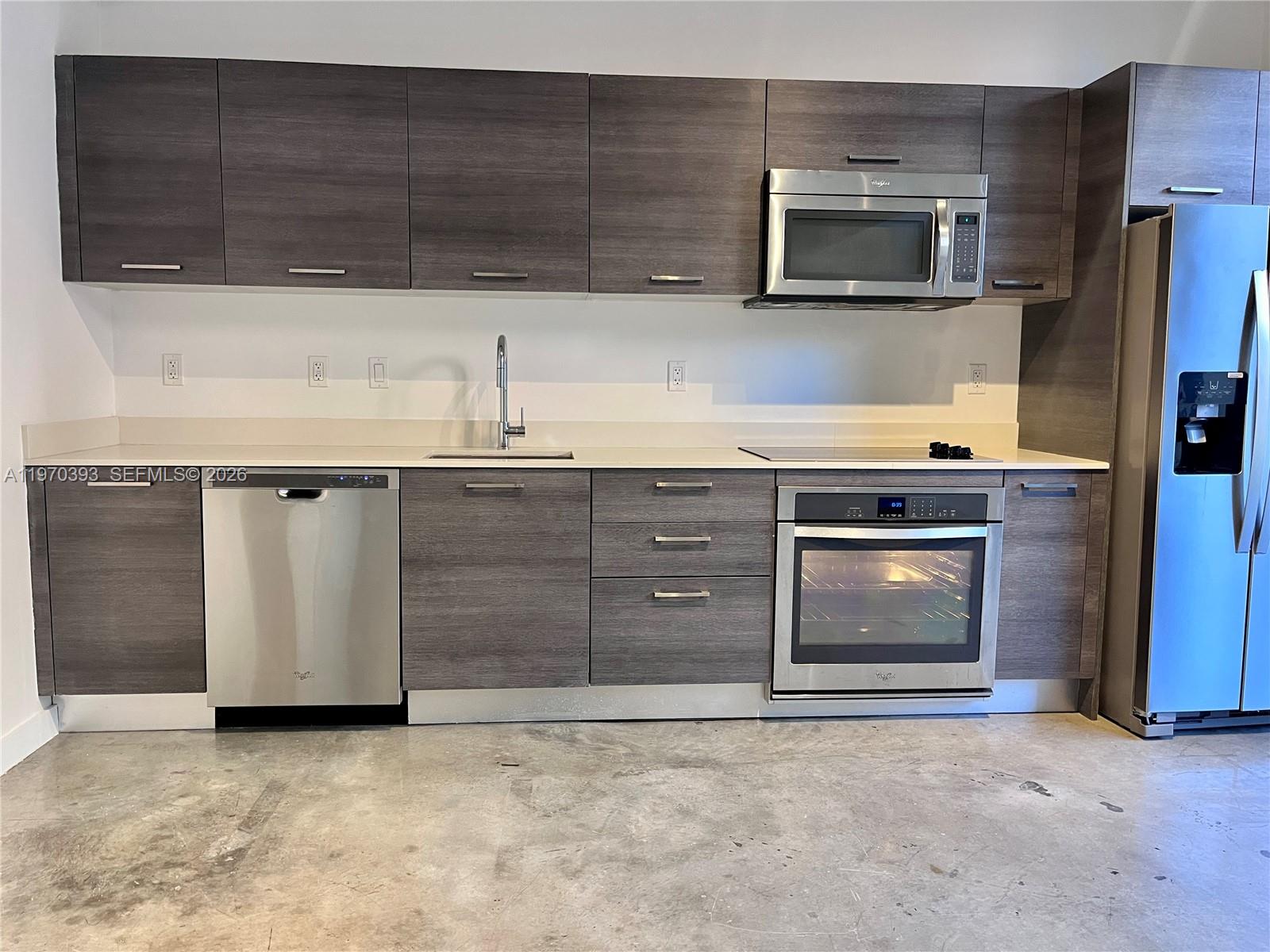 151 SE 1st St #506, Miami FL 33131