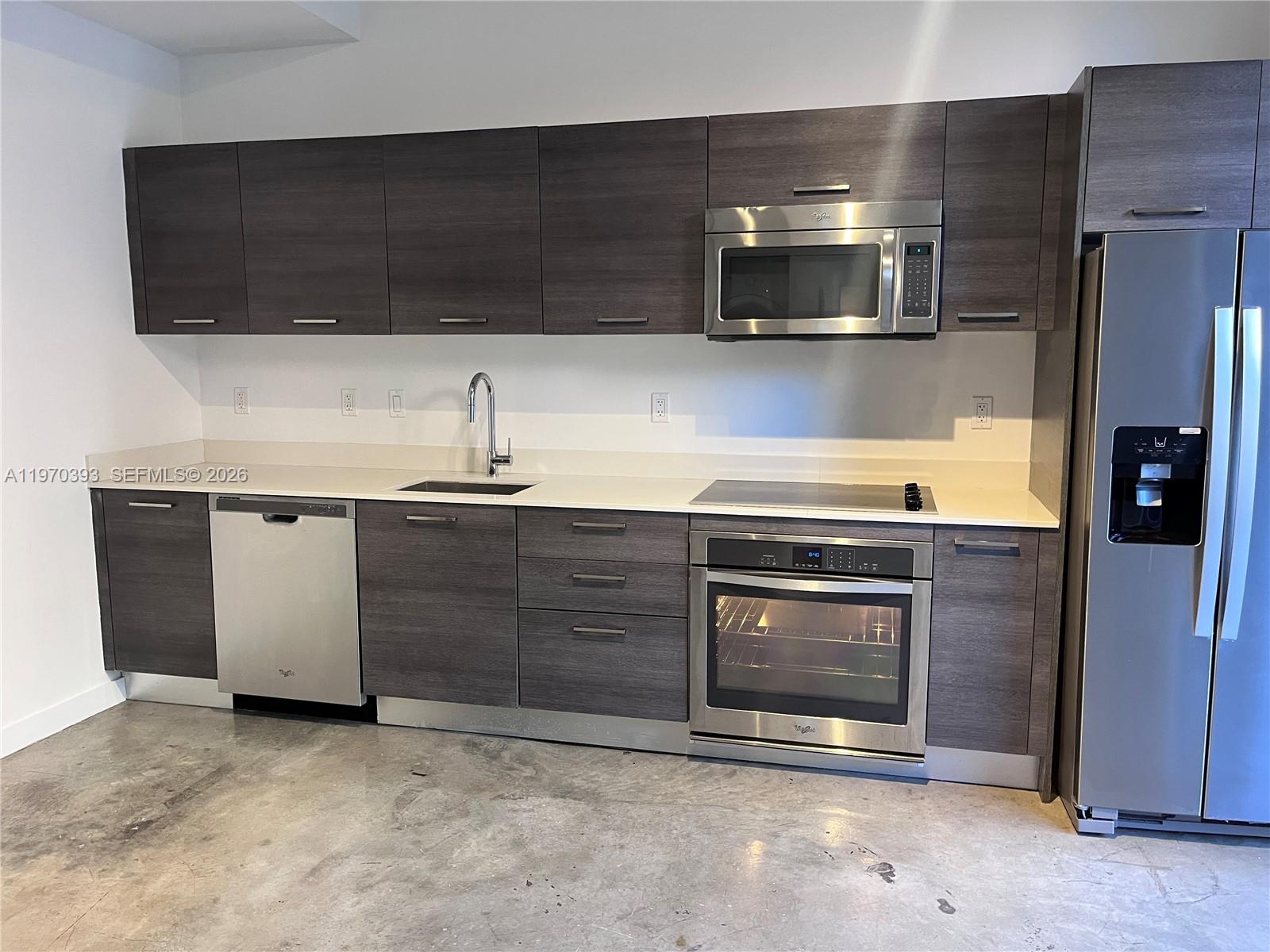 151 SE 1st St #506, Miami FL 33131