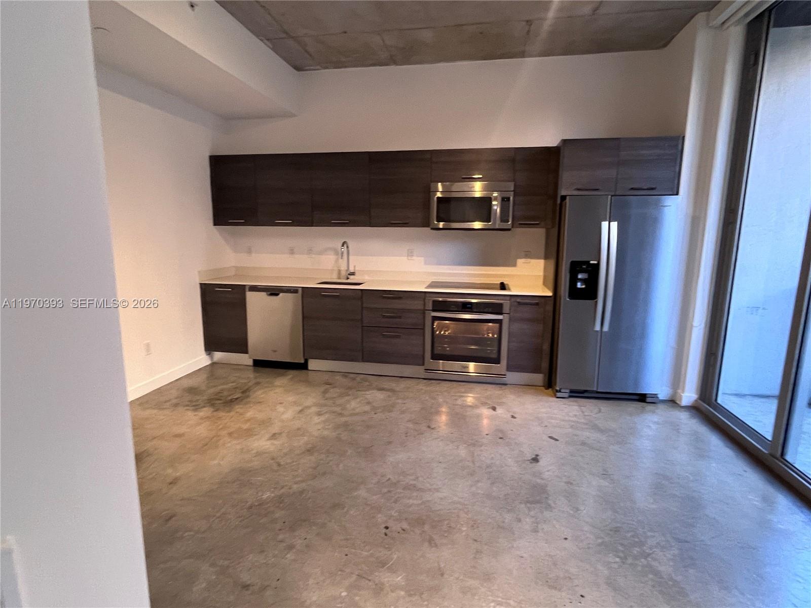 151 SE 1st St #506, Miami FL 33131