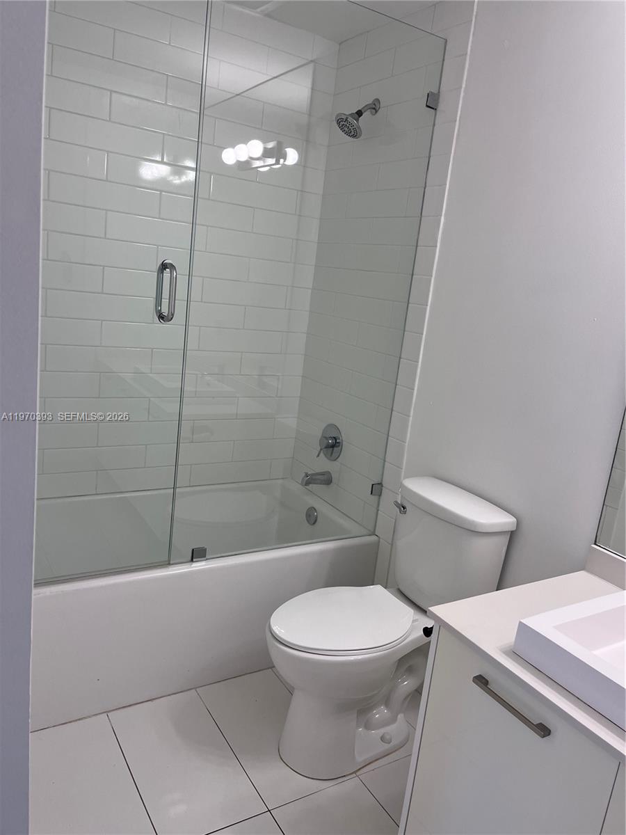 151 SE 1st St #506, Miami FL 33131