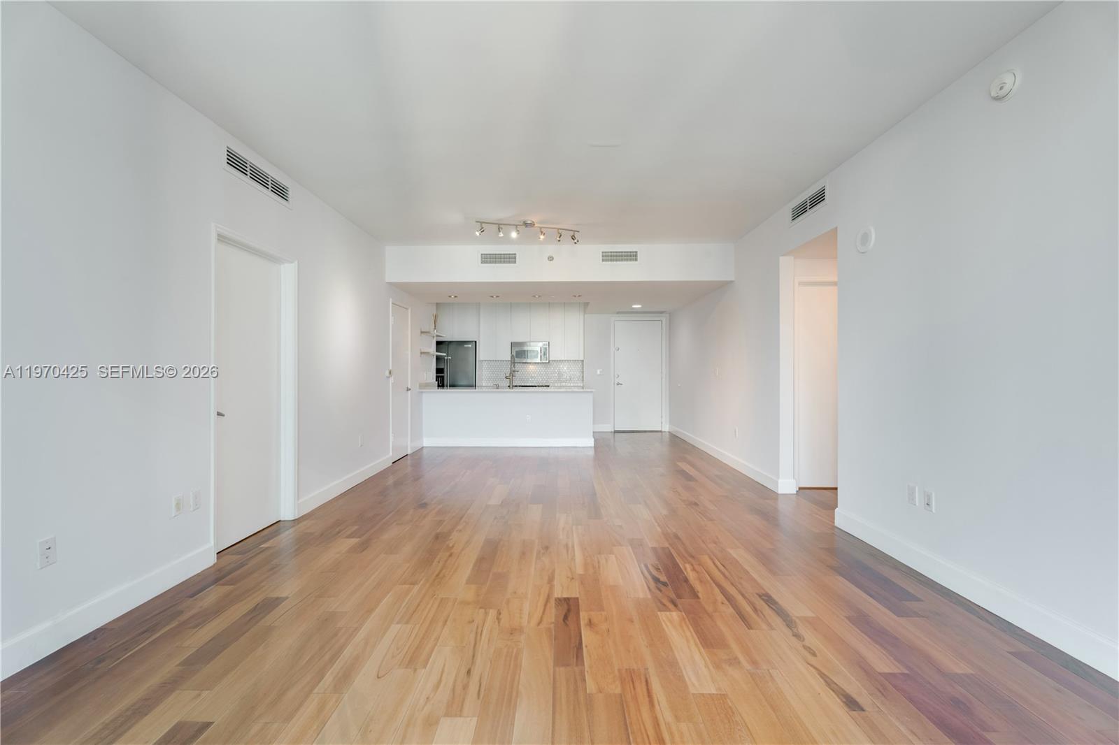 951 Brickell Ave #3607, Miami FL 33131