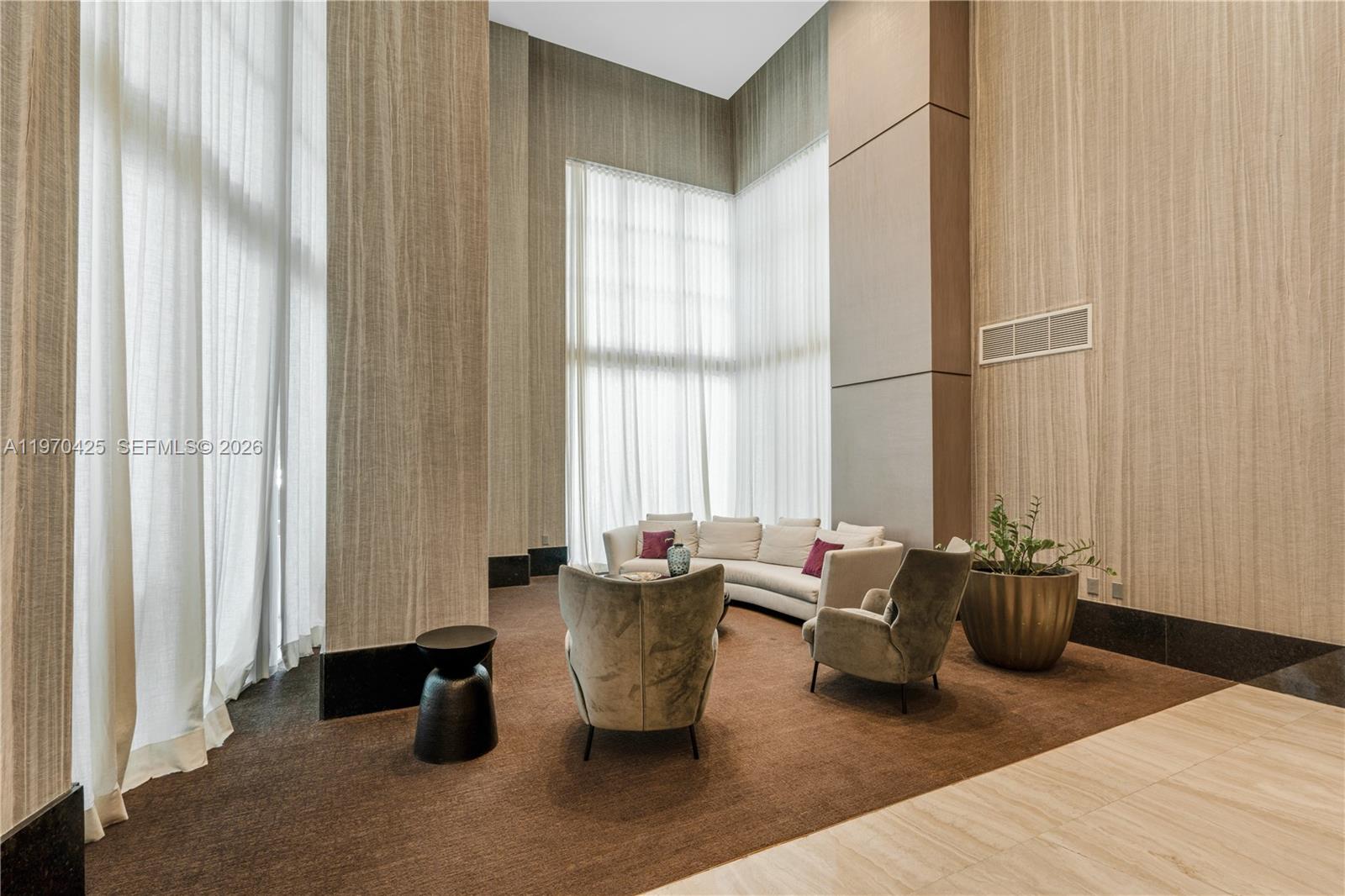 951 Brickell Ave #3607, Miami FL 33131