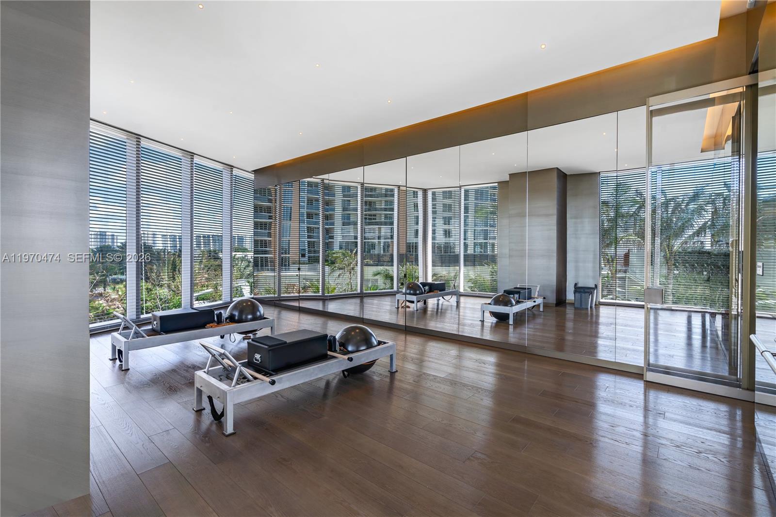 18975 Collins Ave #2703, Sunny Isles Beach FL 33160