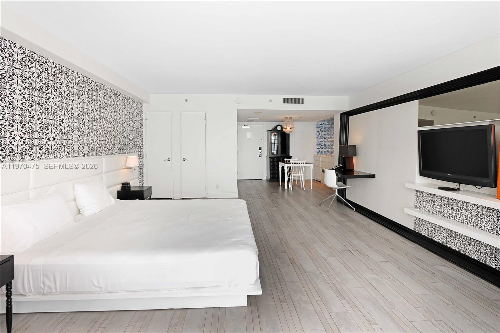 1100 West Ave #322, Miami Beach FL 33139