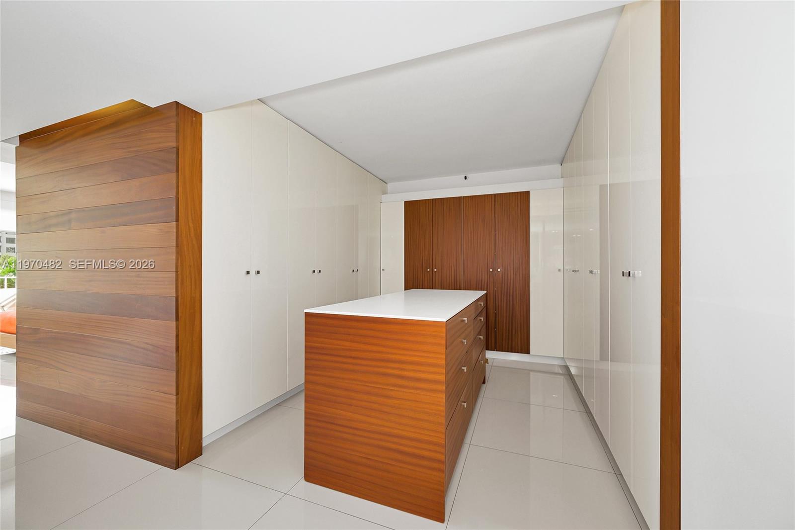 199 Ocean Lane Dr #401, Key Biscayne FL 33149