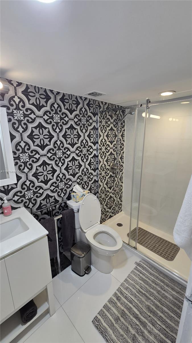 9195 Collins Ave #406, Surfside FL 33154