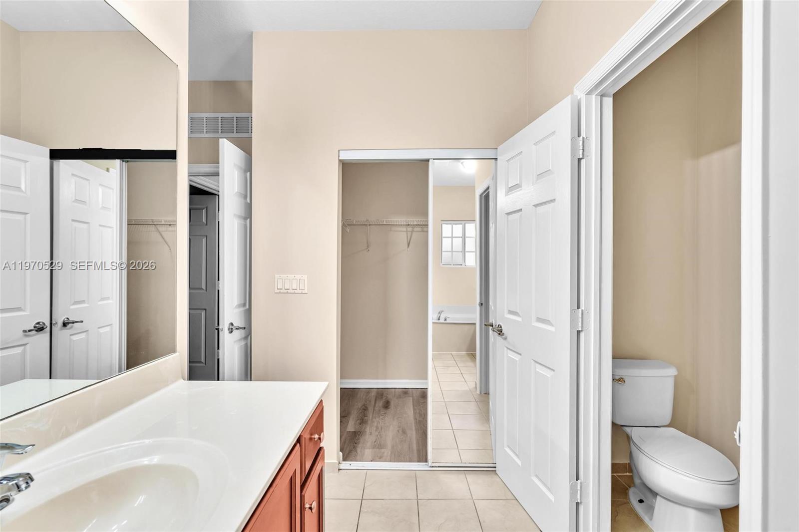 3236 NW 31st Ter, Oakland Park FL 33309