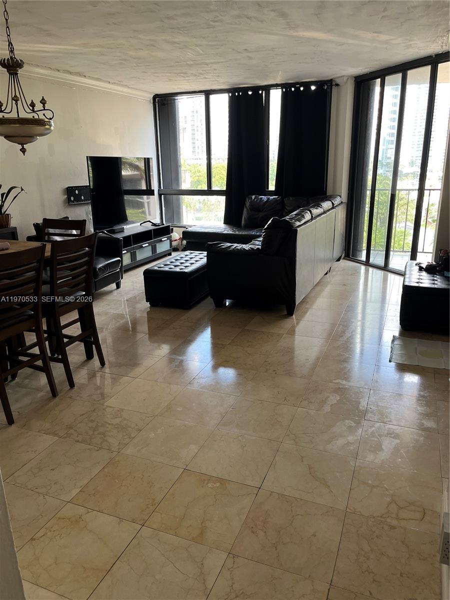 520 Brickell Key Dr #A610, Miami FL 33131
