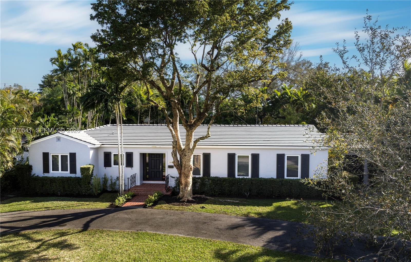 1350 Mendavia Ave, Coral Gables FL 33146