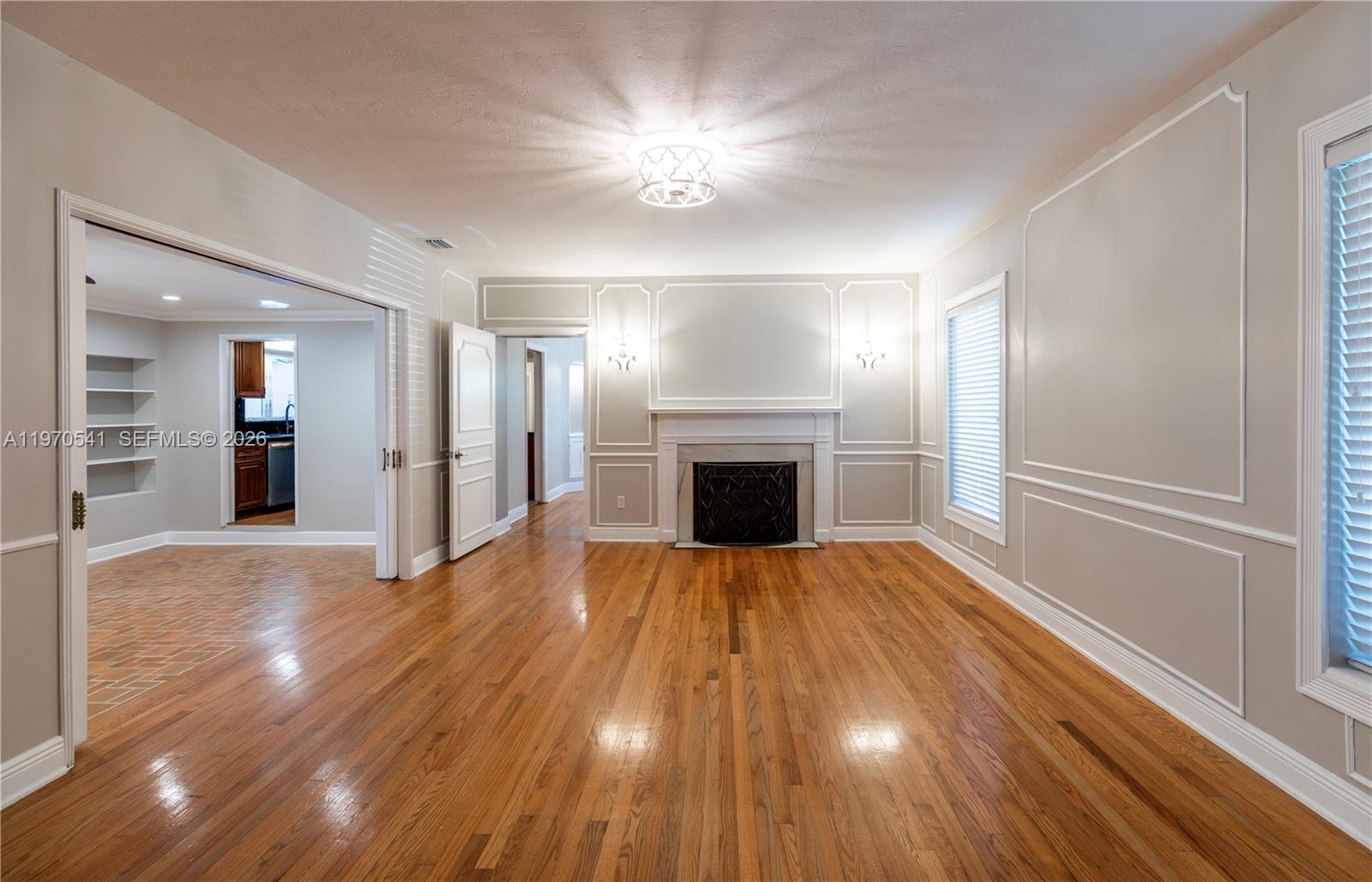 1350 Mendavia Ave, Coral Gables FL 33146