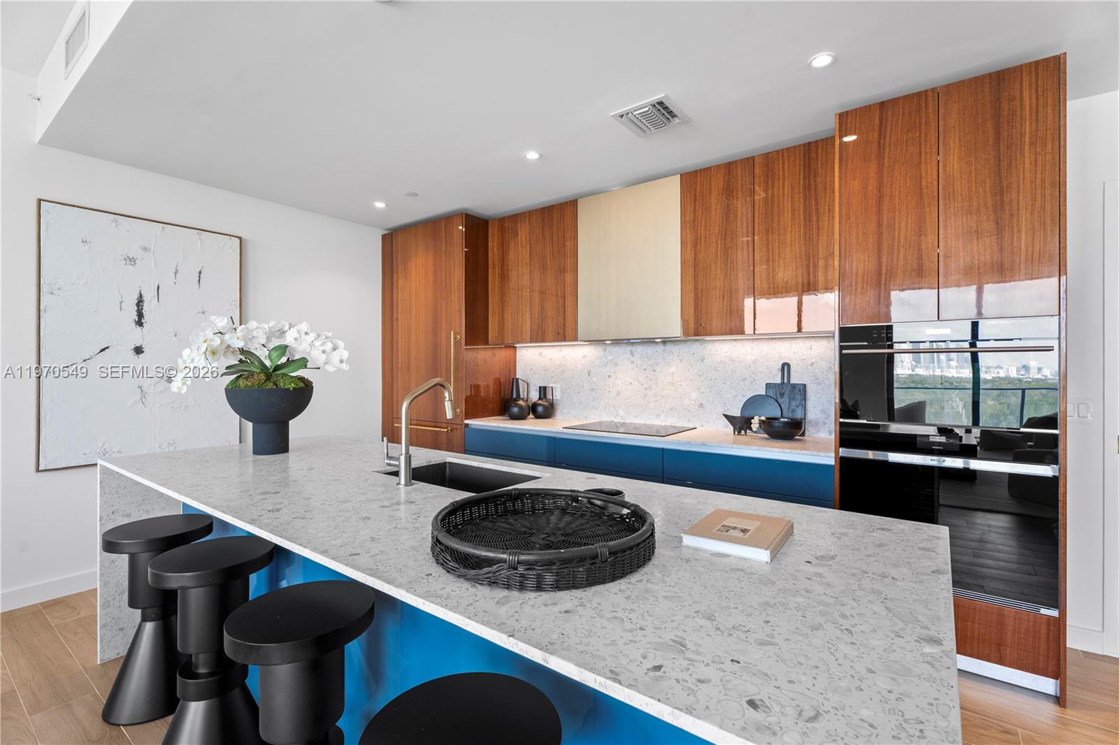 2678 Tigertail Ave #1202, Miami FL 33133