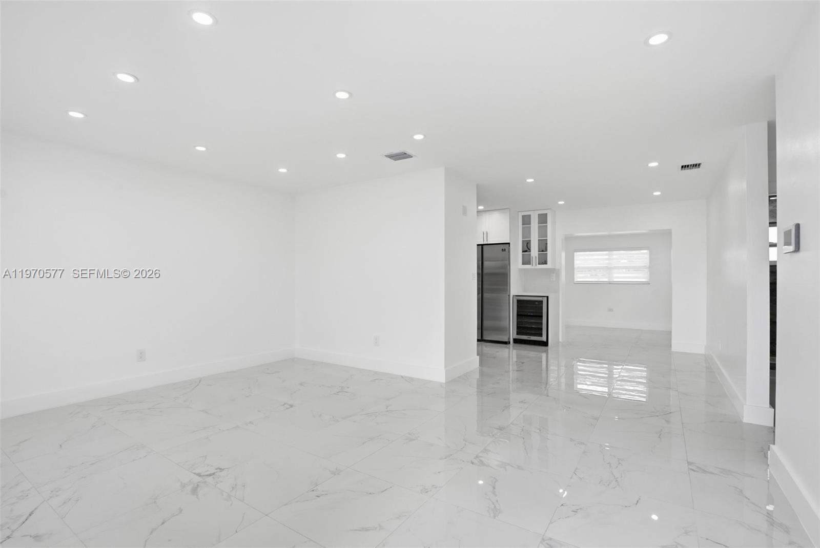 5521 SW 104th Ave, Miami FL 33165