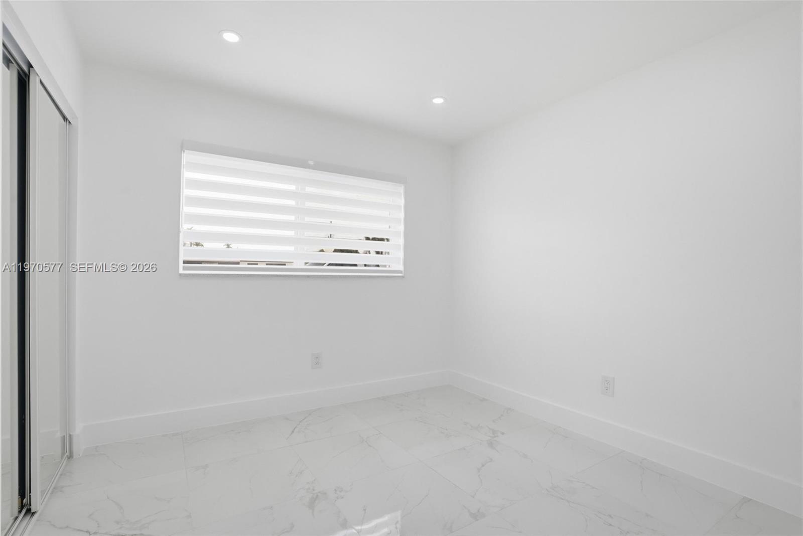 5521 SW 104th Ave, Miami FL 33165