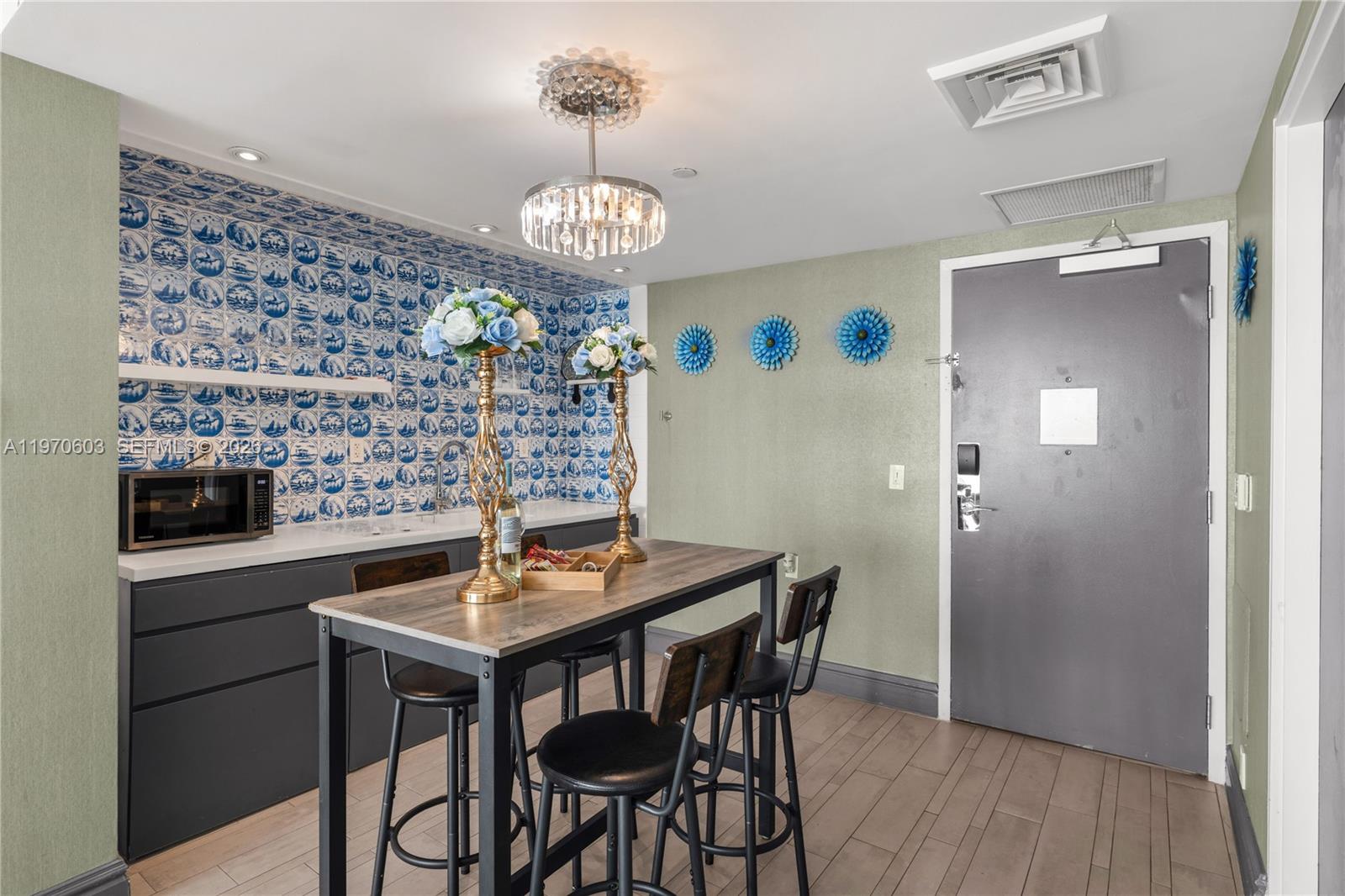 1100 West Ave #520, Miami Beach FL 33139