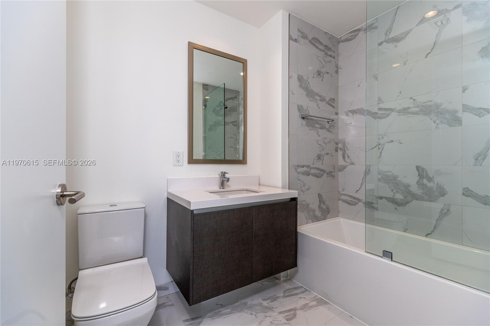 851 NE 1st Ave #2812, Miami FL 33132