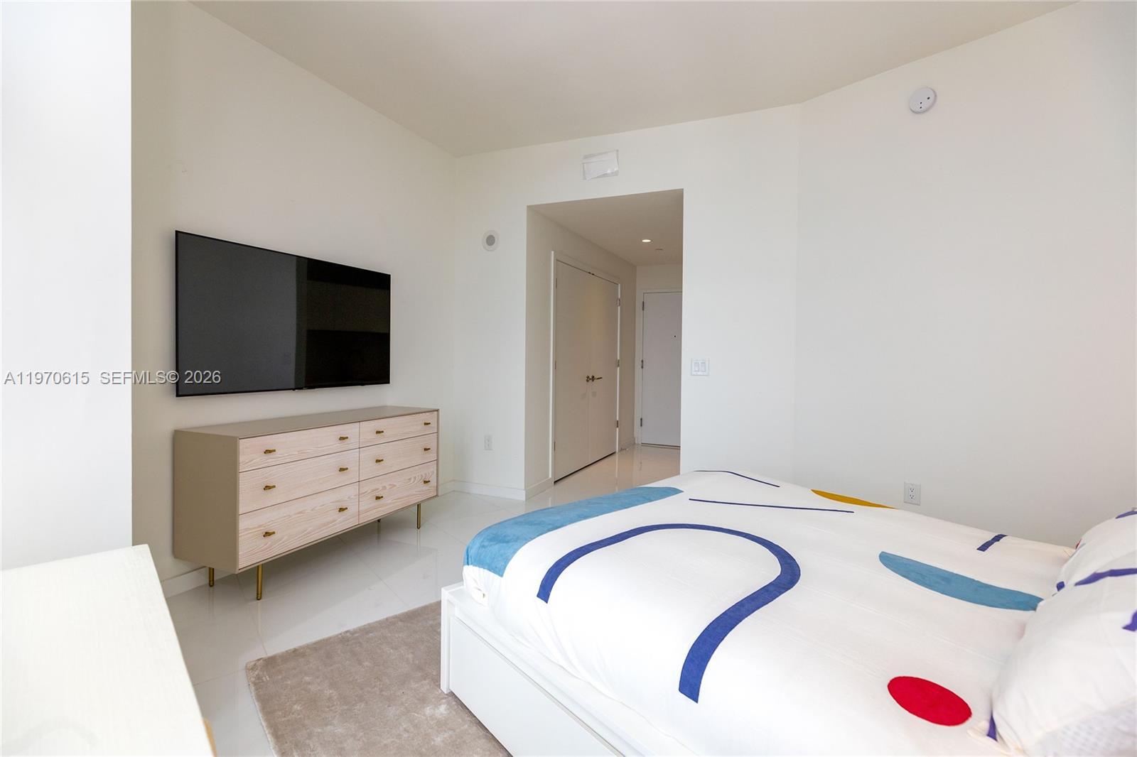 851 NE 1st Ave #2812, Miami FL 33132