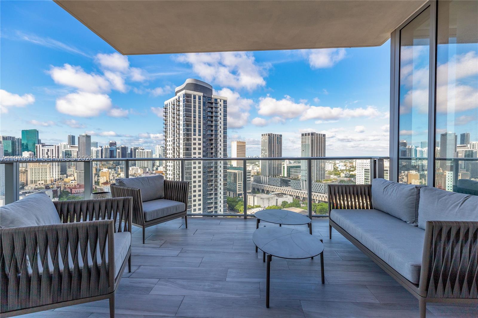 851 NE 1st Ave #2812, Miami FL 33132