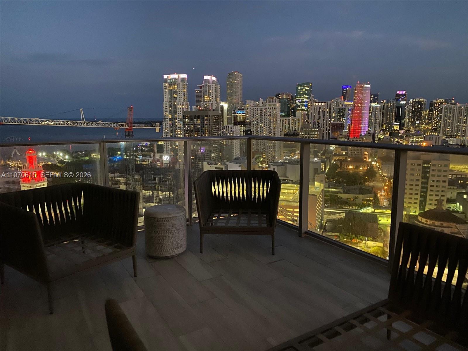 851 NE 1st Ave #2812, Miami FL 33132
