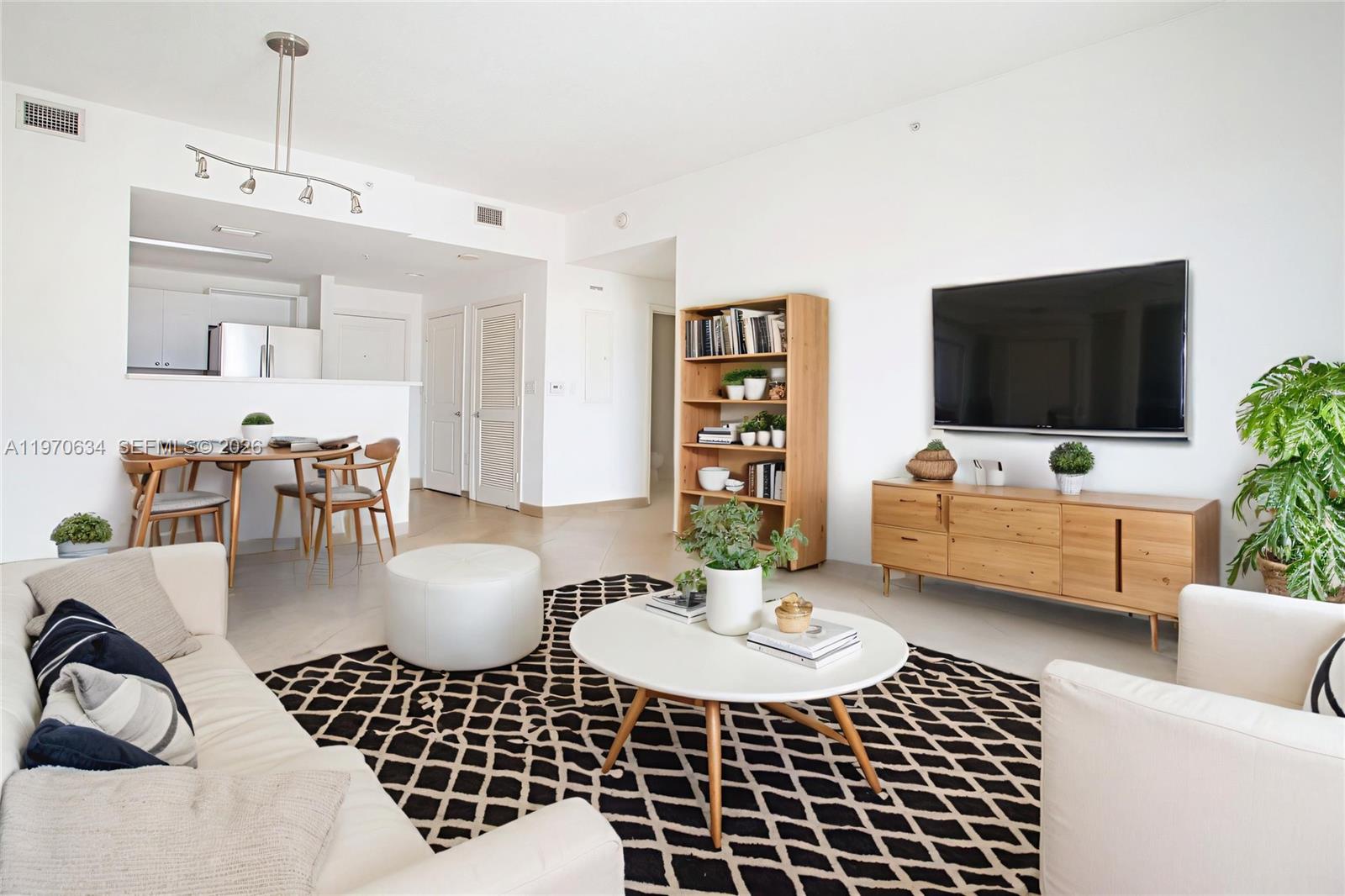 10 Aragon Ave #1408, Coral Gables FL 33134