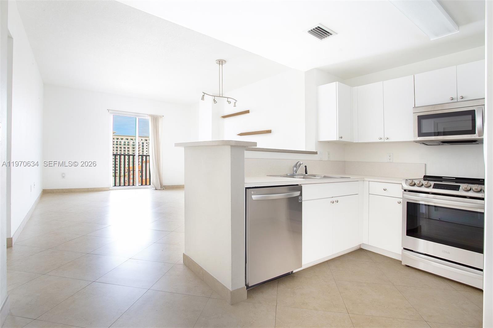 10 Aragon Ave #1408, Coral Gables FL 33134