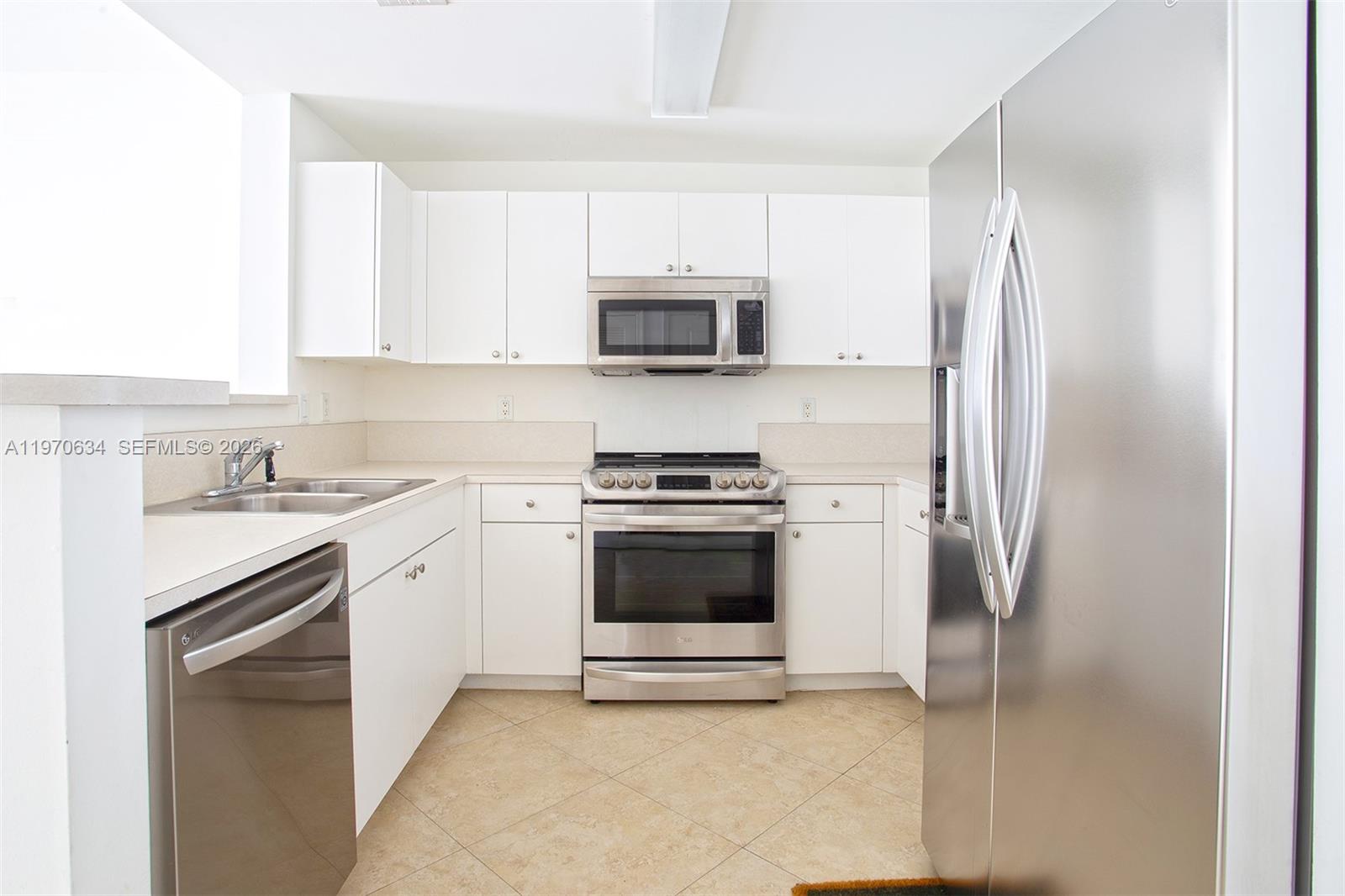 10 Aragon Ave #1408, Coral Gables FL 33134