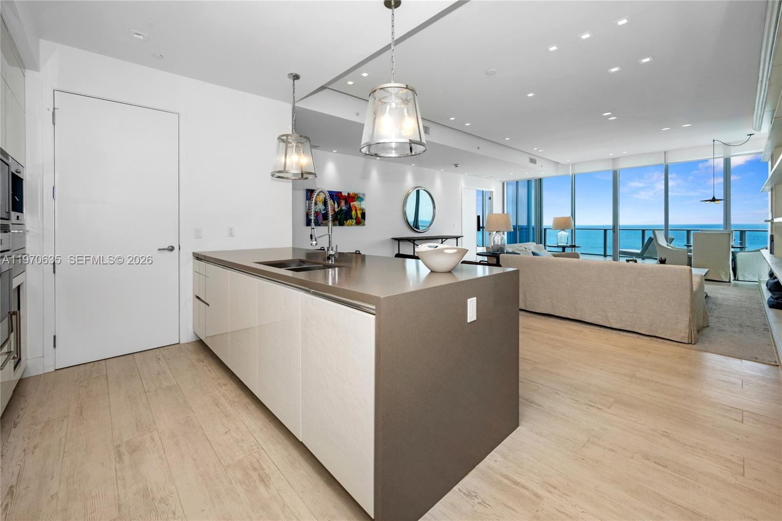 17475 Collins Ave #1201, Sunny Isles Beach FL 33160