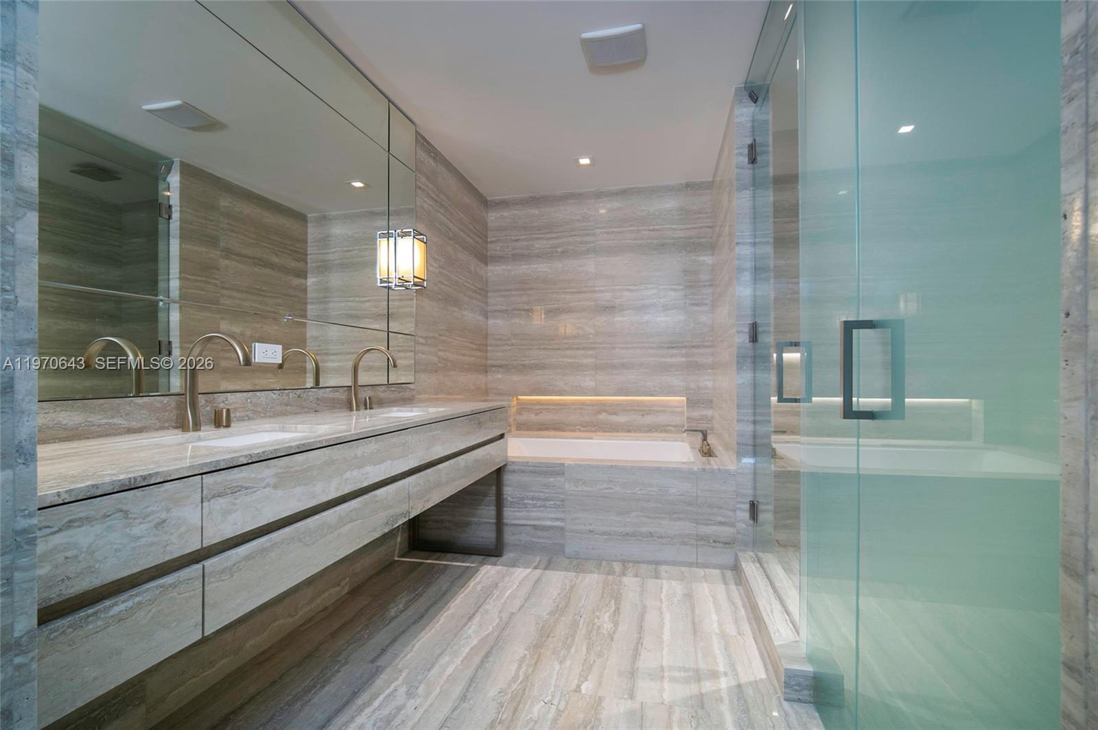 18975 Collins Ave #1604, Sunny Isles Beach FL 33160
